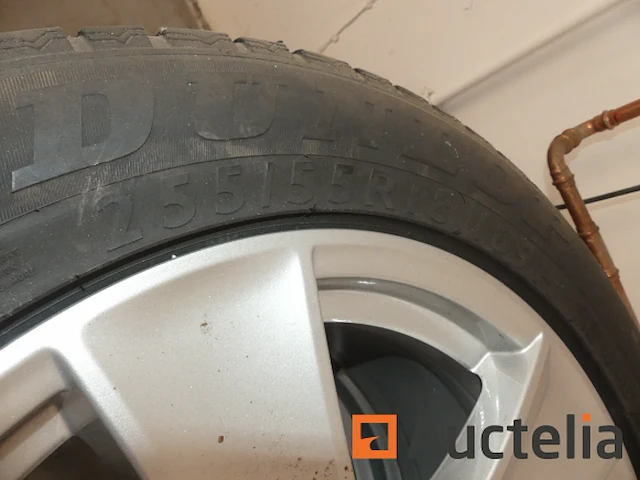 Set van 4 banden op aluminium velgen - afbeelding 5 van  7