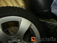 Set van 4 banden winter op aluminium velgen - afbeelding 6 van  11