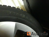 Set van 4 banden winter op aluminium velgen - afbeelding 10 van  11