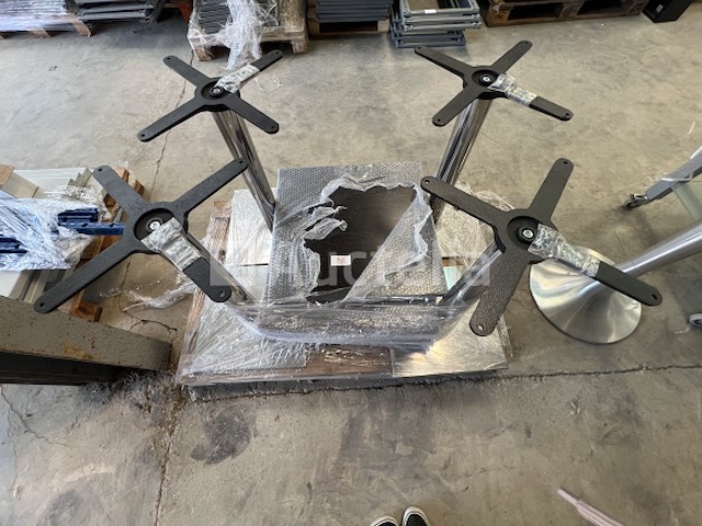 Set van 4 brasserie tafels - afbeelding 2 van  3