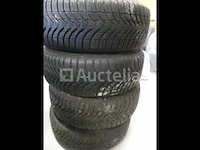 Set van 4 winterbanden op velgen - afbeelding 2 van  4