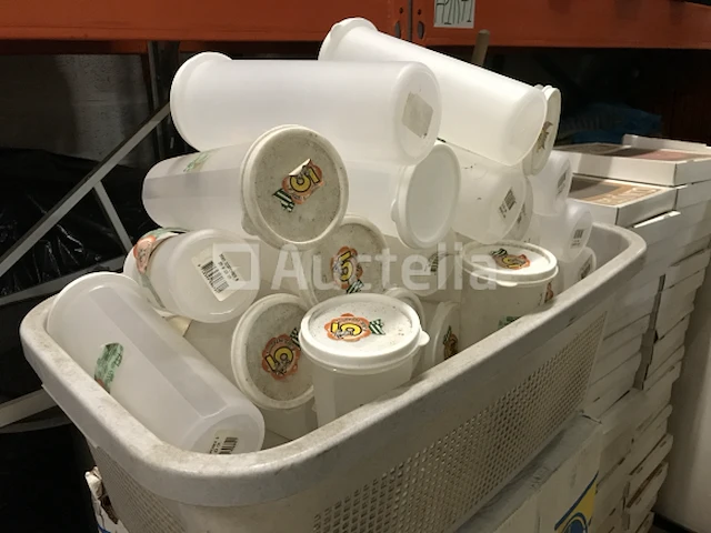 Set van 52 voedseldozen. - afbeelding 4 van  4