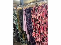 Set van 88 merkjurken sandwich_ nieuwe items, verschillende maten - afbeelding 3 van  4