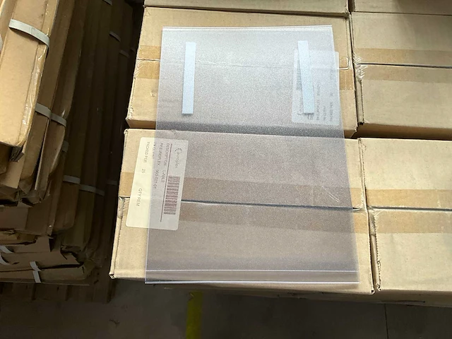 Set van a4 plastic zakjes om aan muren, deuren, ... (1048x) - afbeelding 1 van  4