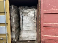 Set van een container met vuurlucifers - afbeelding 8 van  10