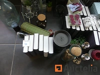 Set van showroom decoratie items - afbeelding 6 van  9
