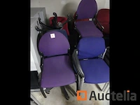 Set van stoelen stapelbare, verschillend modellen en kleuren - afbeelding 1 van  7