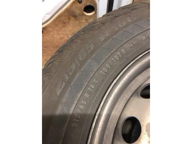 Set velg/winterbanden voor renault master / opel movano - afbeelding 2 van  6