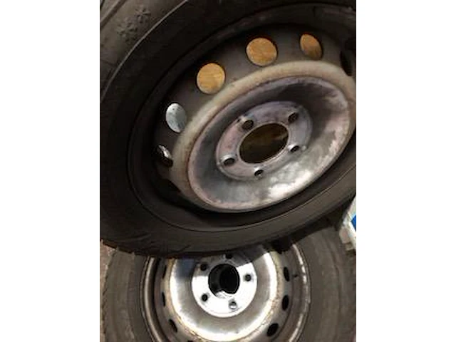 Set velg/winterbanden voor renault master / opel movano - afbeelding 6 van  6