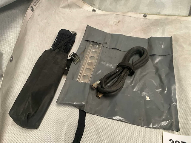 Set voor krik, voor banden scania epdm 15 bar - afbeelding 1 van  5