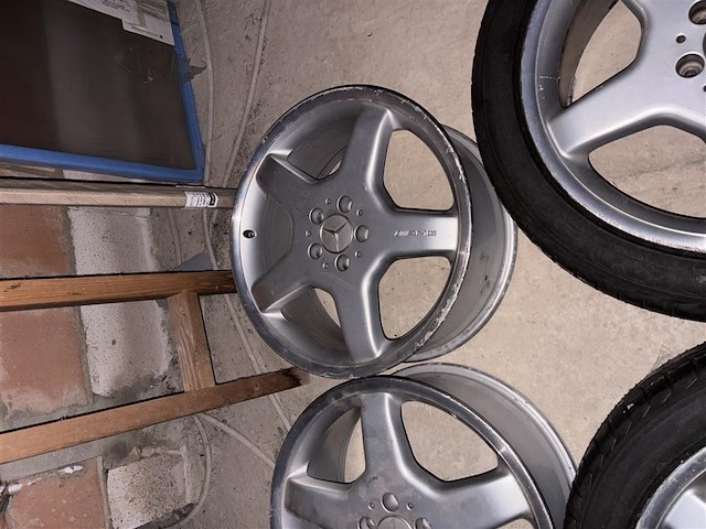 Set wielen amg - afbeelding 4 van  6