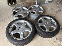 Set wielen mercedes amg - afbeelding 1 van  8