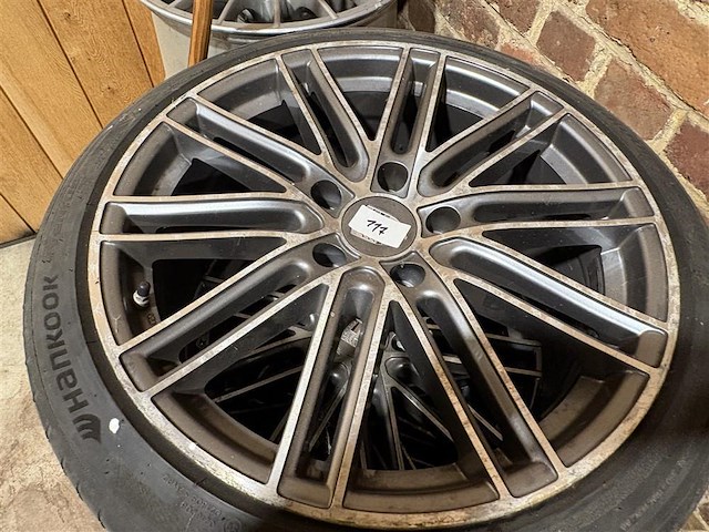 Set wielen met druksensoren , afkomstig panamera - afbeelding 3 van  8