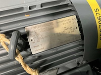 Sew + bauer 0,37 + 2x 0,75 +0,55 kw electro motor met reductie (5x) - afbeelding 6 van  14