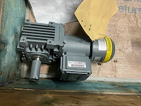 Sew + bauer+ benzler s42 dt80 electro motor met reductie (8x) - afbeelding 4 van  13