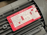 Sew + bauer+ benzler s42 dt80 electro motor met reductie (8x) - afbeelding 7 van  13