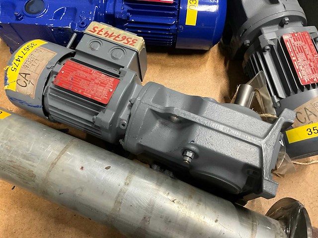 Sew + bauer electro motor met reductie + transformator (5x) - afbeelding 8 van  9