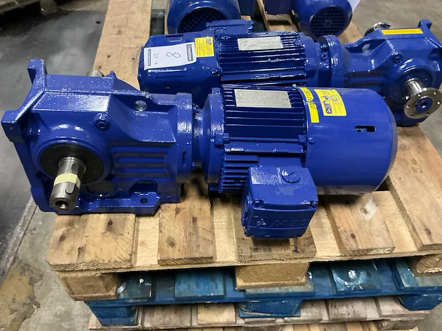 Sew-eurodrive diverse elektromotoren (2x) - afbeelding 5 van  8