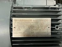 Sew-eurodrive k47 elektromotor - afbeelding 4 van  4