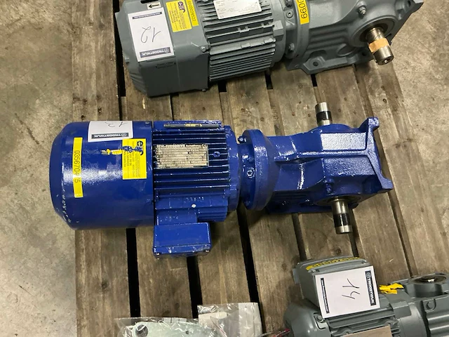 Sew-eurodrive k47 elektromotor - afbeelding 1 van  5