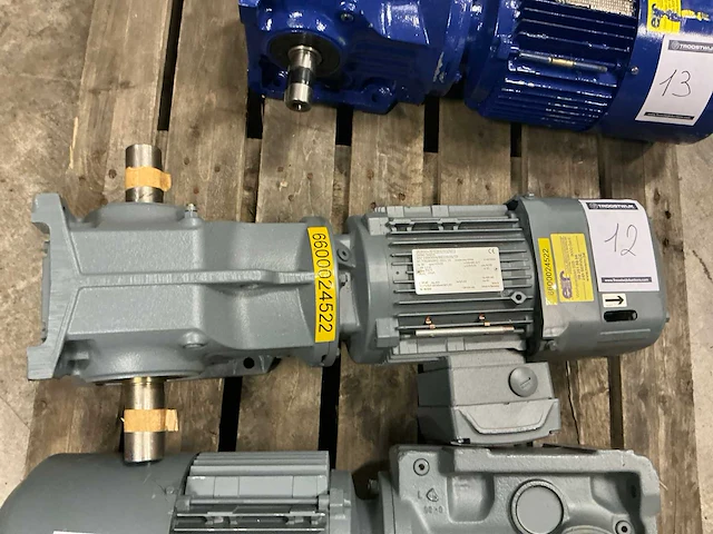 Sew-eurodrive k57 elektromotor - afbeelding 1 van  5