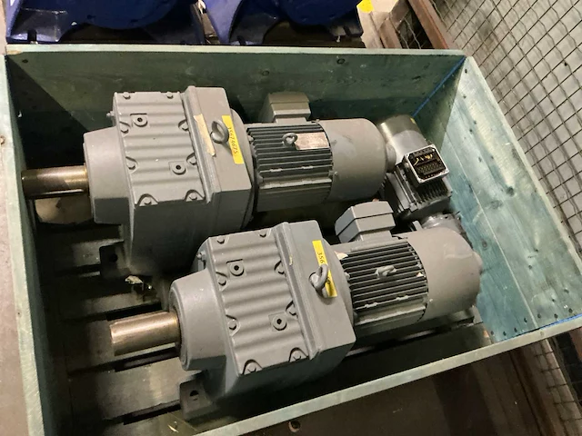 Sew-eurodrive r97 elektromotor (2x) - afbeelding 2 van  6
