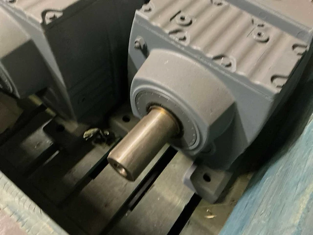 Sew-eurodrive r97 elektromotor (2x) - afbeelding 4 van  6