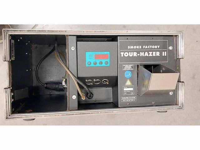 Sf tour-hazer ii smoke machine - afbeelding 1 van  5