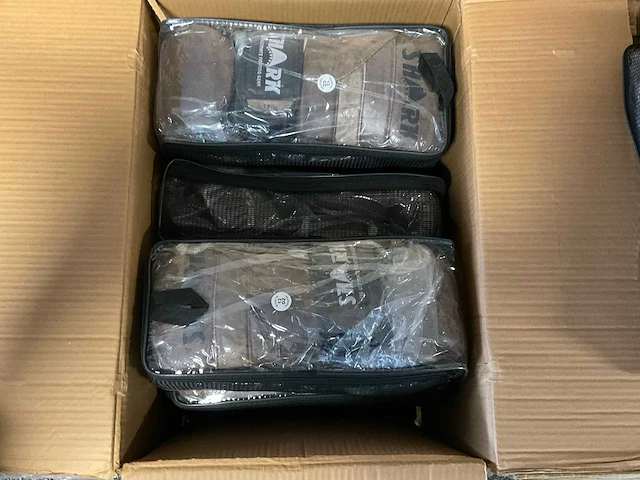 Shark new style paar lederen bokshandschoenen 12oz (10x) - afbeelding 3 van  3