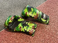 Shark paar bokshandschoenen 16oz (10x) - afbeelding 1 van  2