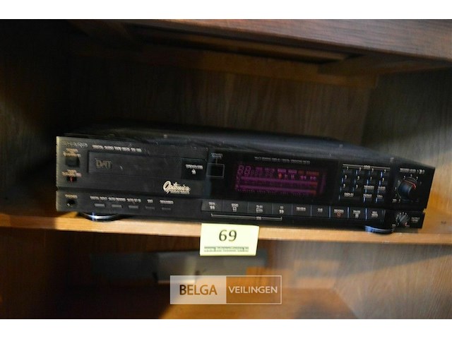 Sharp digital audio tape deck optomica + inhoud lade - afbeelding 1 van  4