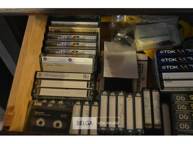 Sharp digital audio tape deck optomica + inhoud lade - afbeelding 3 van  4