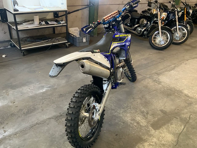 Sherco enduro 2.5i motorfiets - afbeelding 11 van  15