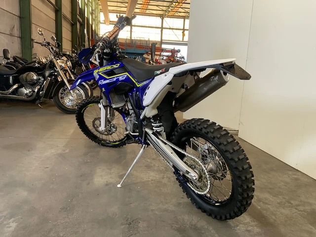 Sherco enduro 2.5i motorfiets - afbeelding 13 van  15