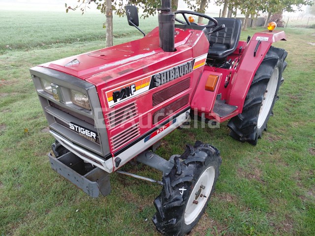 Shibaura p21f 4x4 - afbeelding 1 van  14