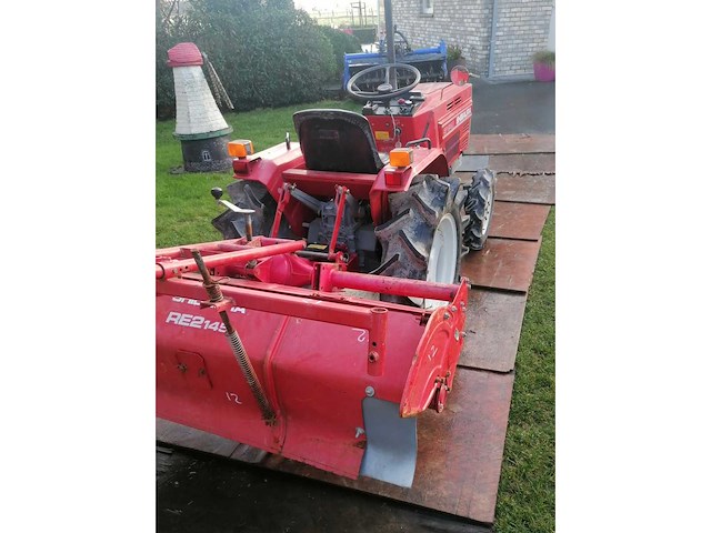 Shibaura sp1540 vierwielaangedreven minitractor met grondfrees - afbeelding 7 van  12