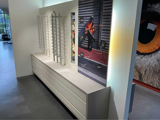 Shop concept brillenkast - afbeelding 1 van  6
