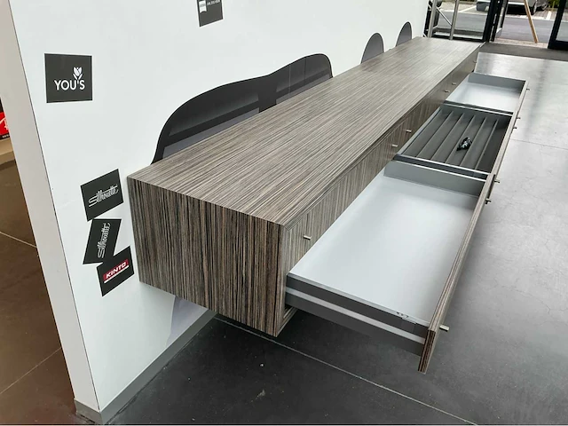Shop concept brillenkast - afbeelding 4 van  4