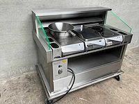 Show cooking unit