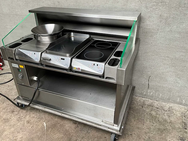 Show cooking unit - afbeelding 10 van  16