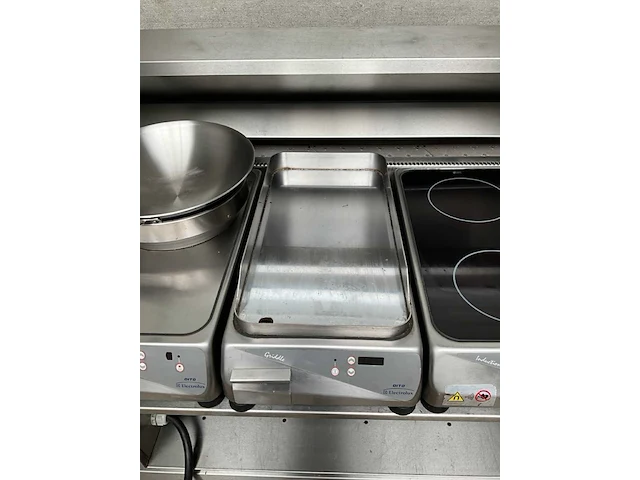 Show cooking unit - afbeelding 12 van  16