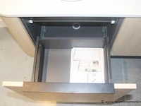 Showroom badkamermeubel plus spiegel met verlichting afm plm 135x50x50cm en 90cm diameter - afbeelding 2 van  3