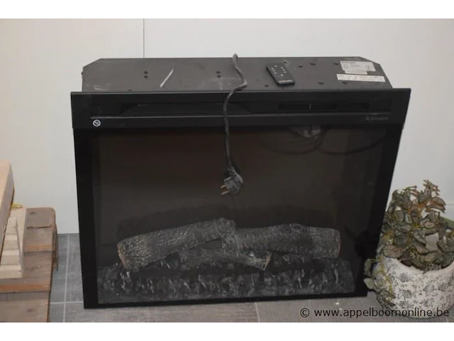 Showroom elektrische openhaard faber firebox xhd 28 plus schoorsteenmantel afm 135x35x110cm, gedemonteerd - afbeelding 3 van  4