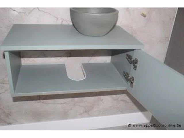 Showroom handenwasser plus spiegel en wandkastje afm plm 60x35x26cm en 80x20cm - afbeelding 2 van  3