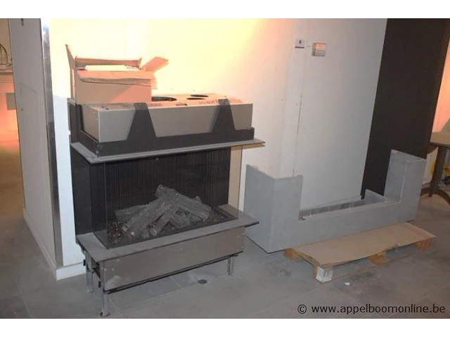 Showroom inbouw gashaard barbas gas fire, panorama 90-55 plus arduin omkasting, gemonteerd - afbeelding 1 van  3