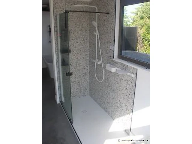 Showroom inloopdouche vv doucheplaat, glasplaat met railsysteem, regendouche afm plm 160x80x230cm - afbeelding 1 van  2