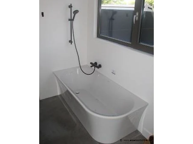 Showroom ligbad duravit afm 165x80x60cm - afbeelding 1 van  3