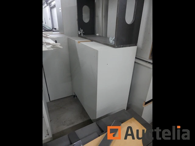 Showroom meubilair audi weinmann - afbeelding 12 van  16