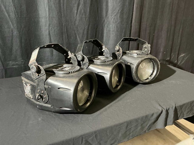 Showtec club color wash spotlicht (3x) - afbeelding 2 van  5