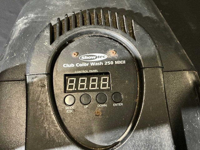 Showtec club color wash spotlicht (3x) - afbeelding 4 van  5